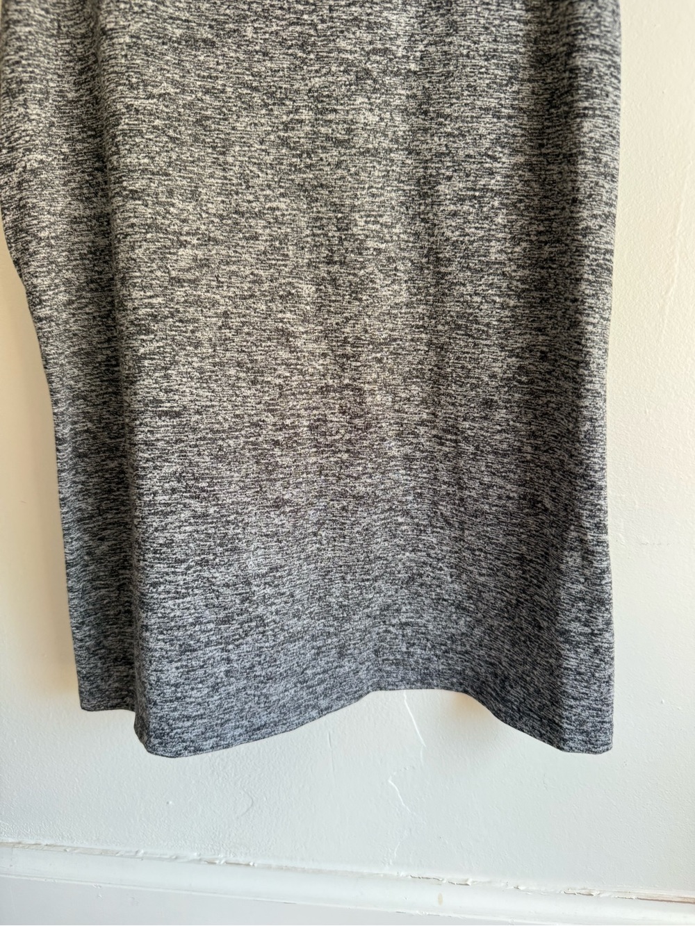 rabbit Women's EZ Tank Heathered Charcoal Running Top Medium - Picture 5 of 6